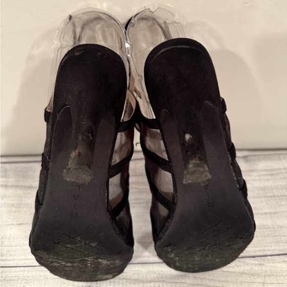 Rialto Robby Strappy black suede Dress Sandals/size 6 - Picture 11 of 13